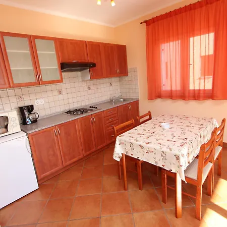 Elida Διαμέρισμα Ρόβινι