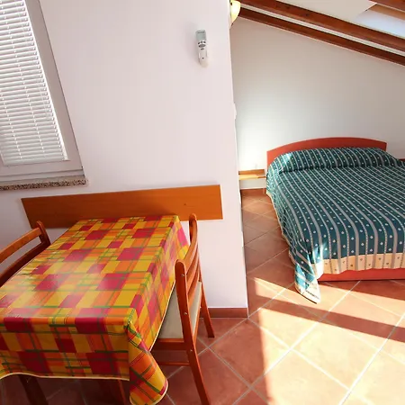 Apartman Elida *