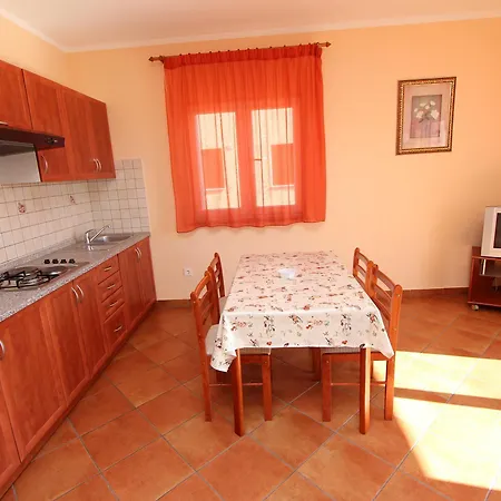 Elida * Rovinj
