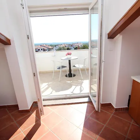 Elida Apartman *