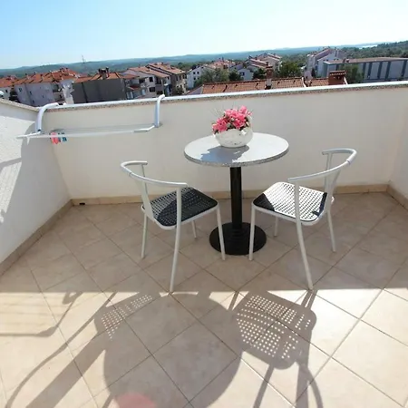 Elida Apartman