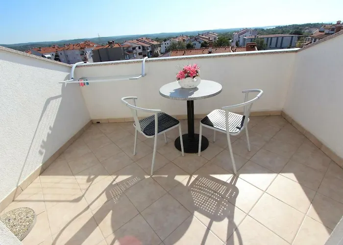 Elida Apartment