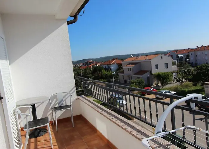 Elida Apartment *